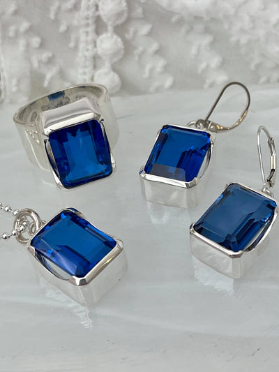 What's the birthstone for September in Australia?