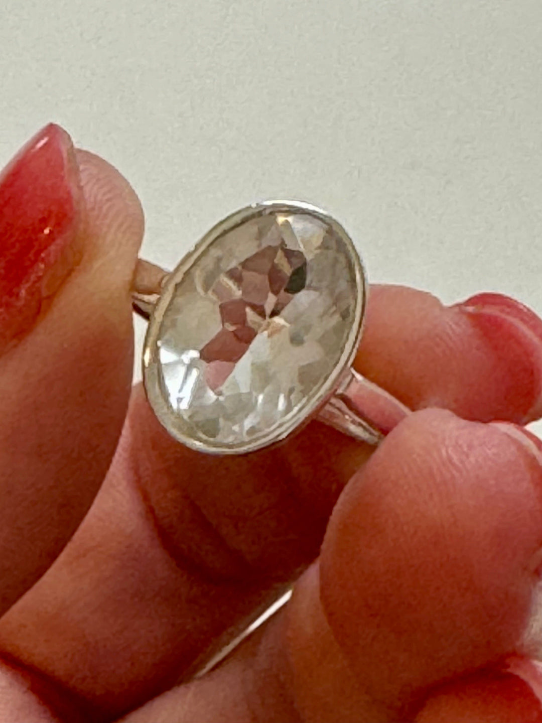 Ovale Crystal Quartz Ring