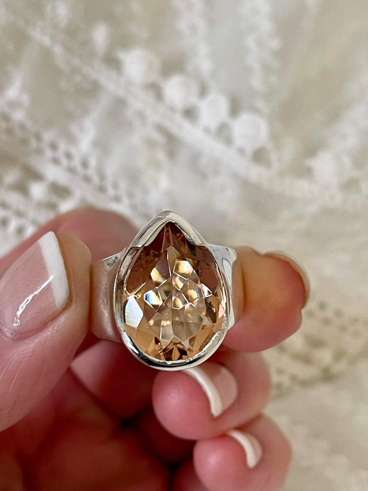 Morganite Teardrop Ring Desiderate Desiderate PTY LTD